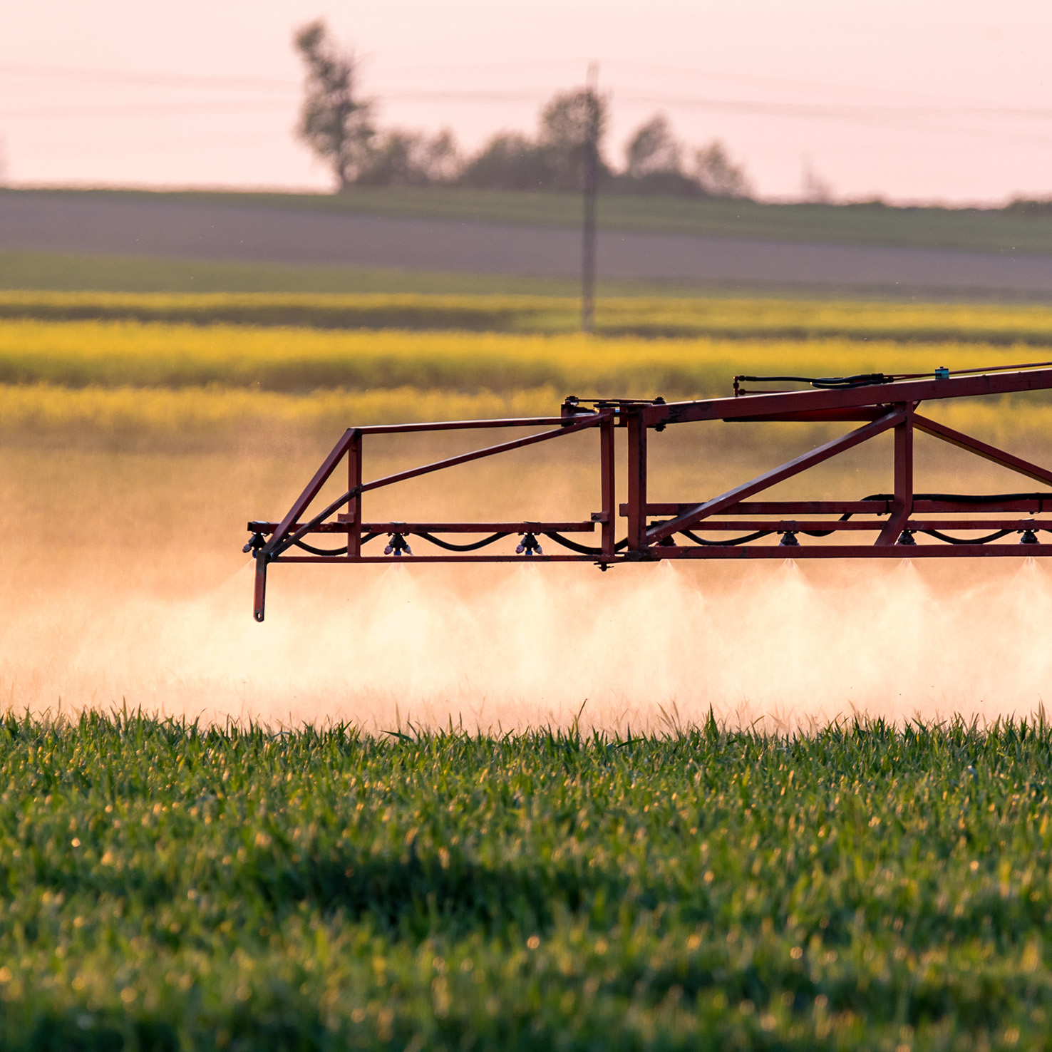 Spraying machine